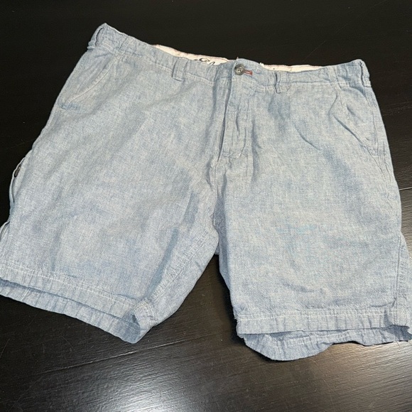 Eddie Bauer Men's Light Blue Flat Front linen blend Shorts - Picture 1 of 5